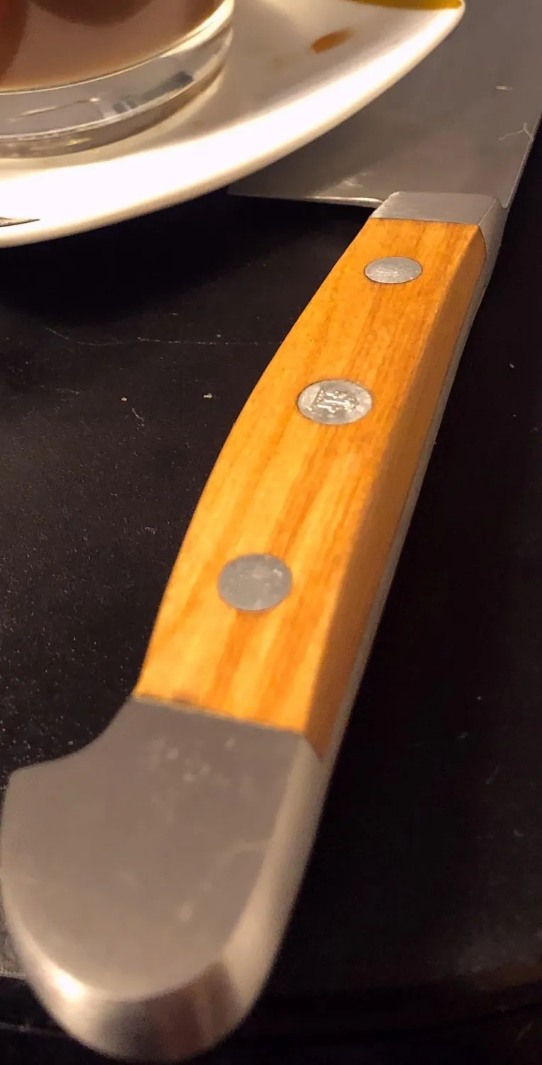 Güde Alpha Olive Santoku 18 cm coltello ulivo