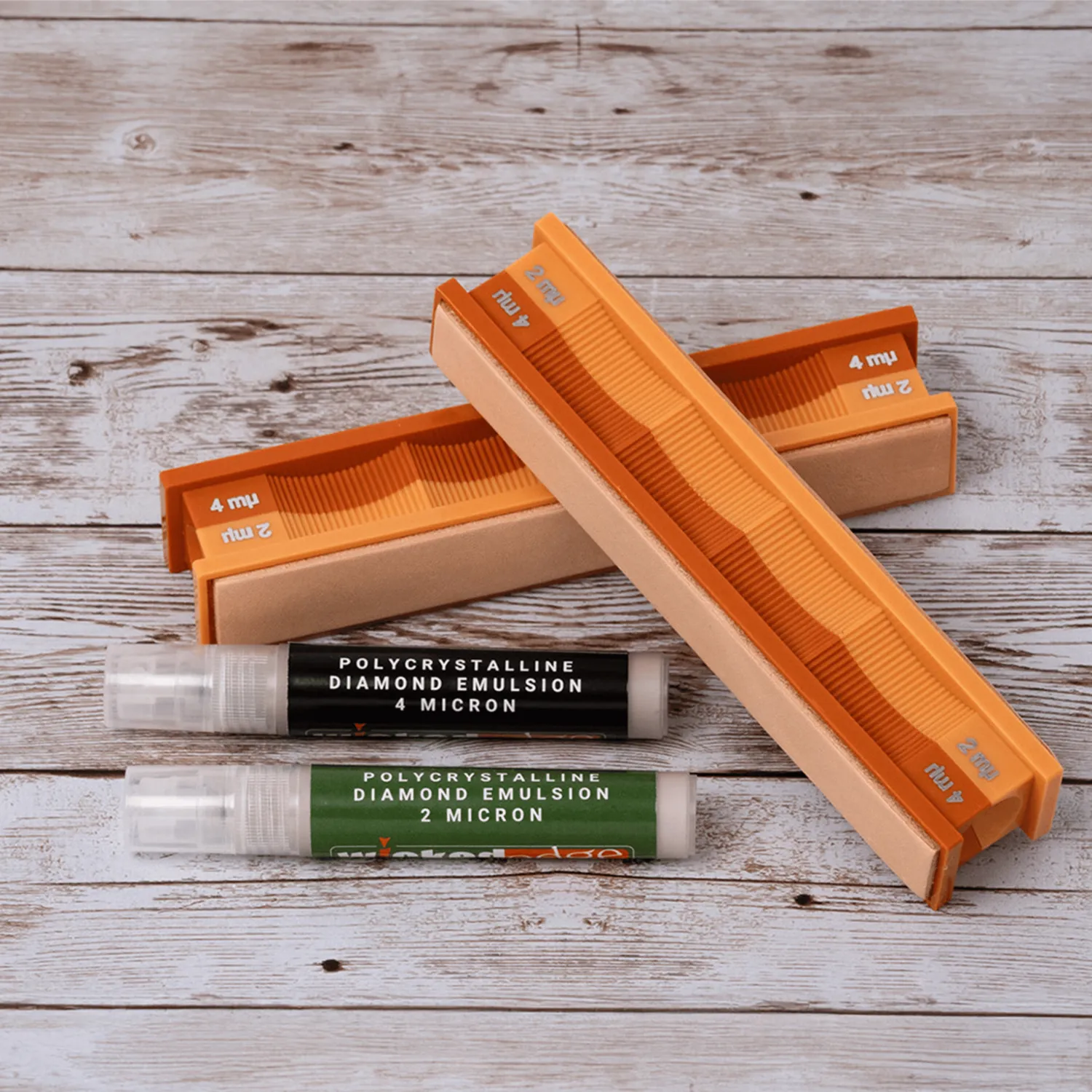 Wicked Edge Strop cuoio emulsione diamantata 4+2 micron
