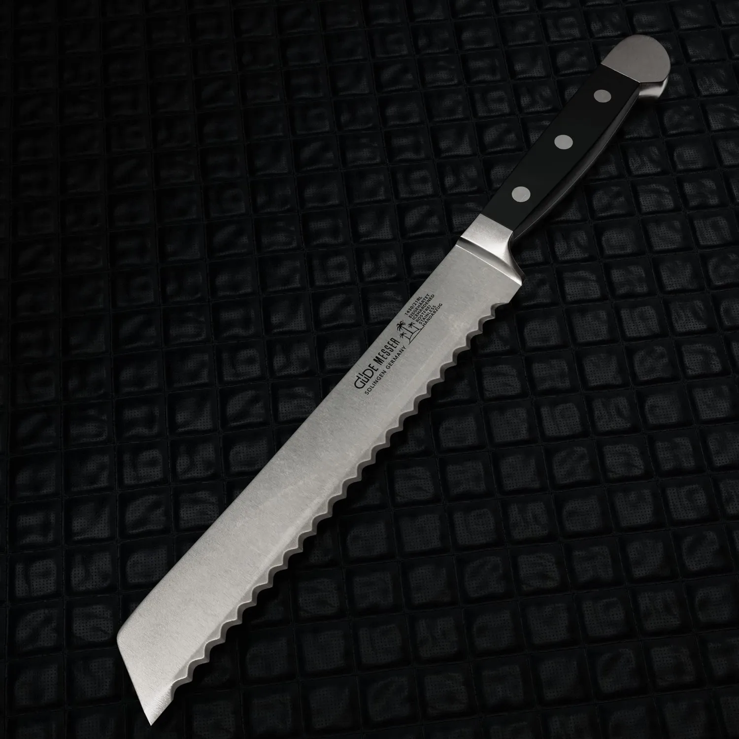 Güde Alpha coltello pane 21 cm nero seghettato