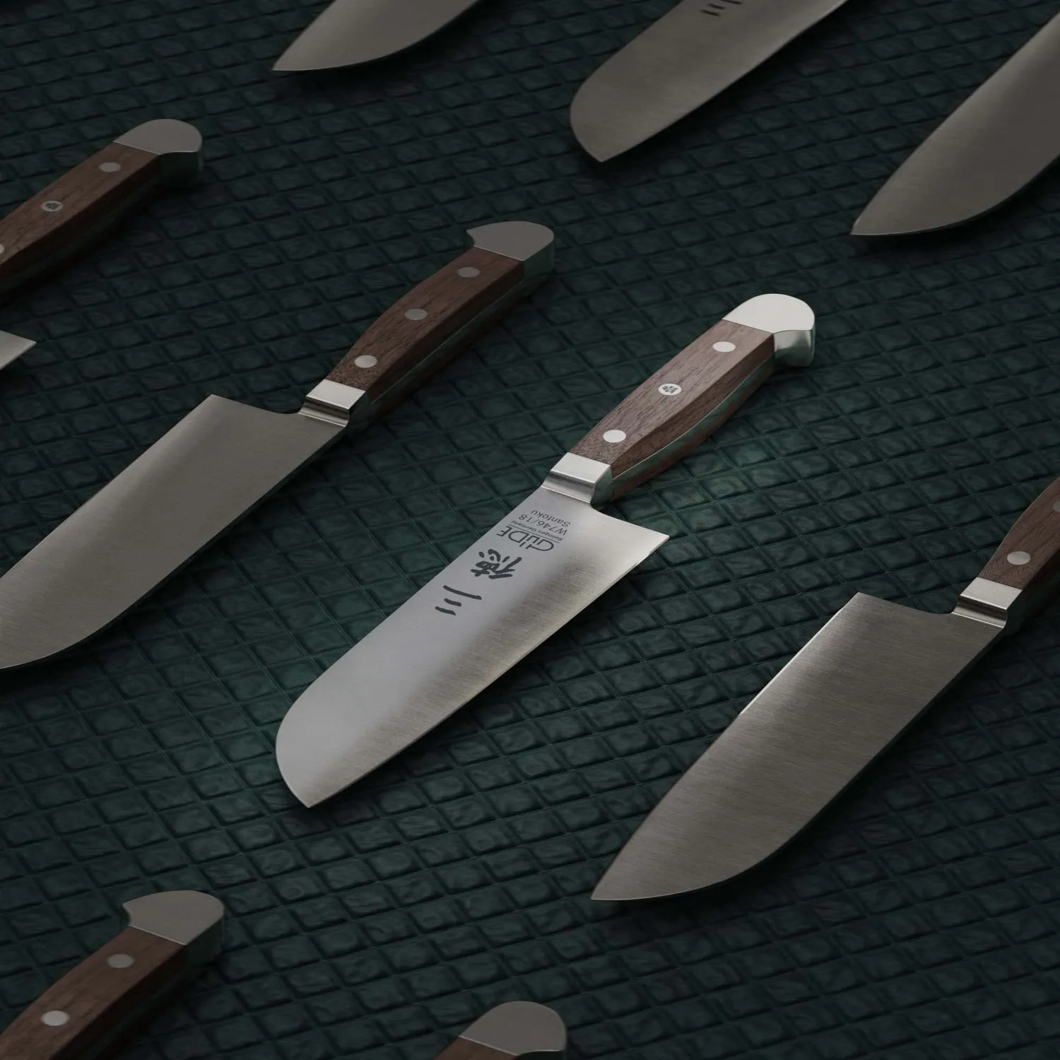 Güde Alpha Walnut coltello santoku 18 cm noce forgiato
