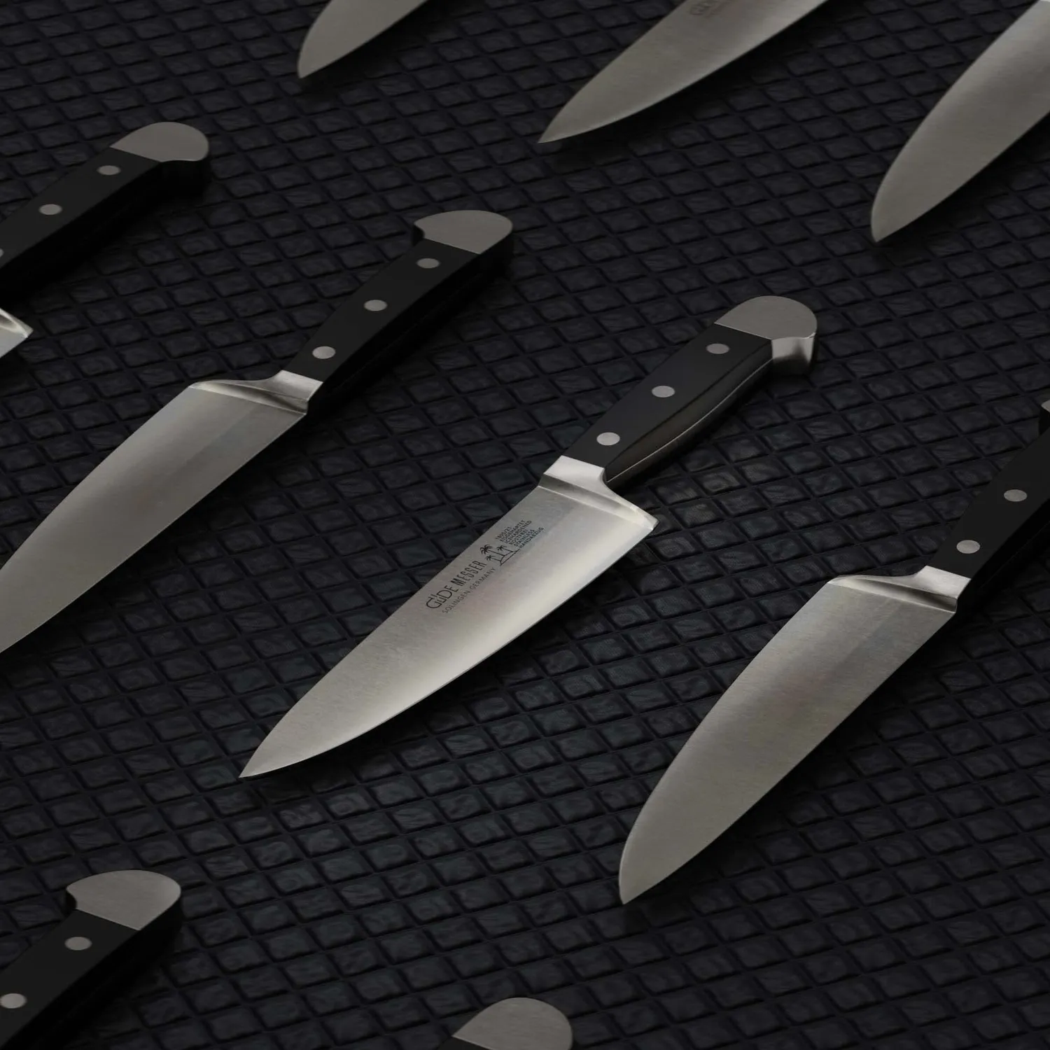 Güde Alpha coltello cuoco 21 cm POM nero